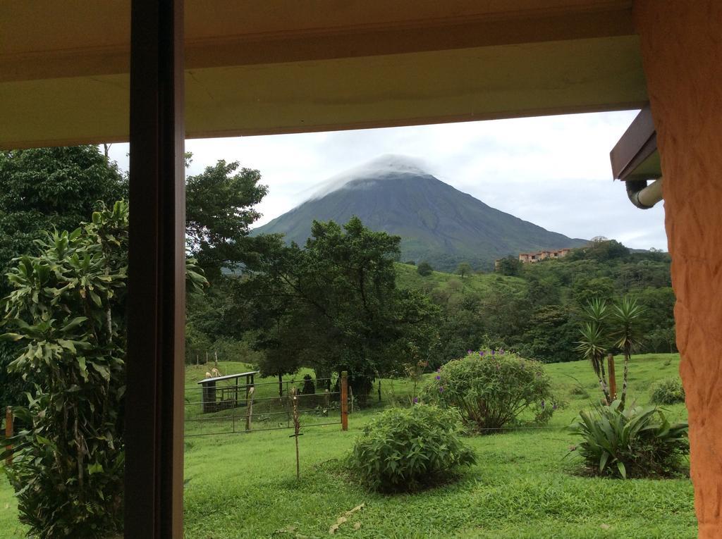 Cabinas Los Guayabos Hotel La Fortuna Værelse billede