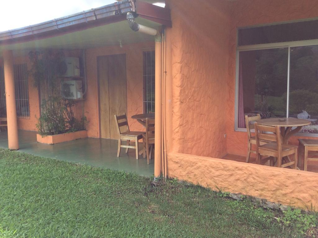 Cabinas Los Guayabos Hotel La Fortuna Eksteriør billede