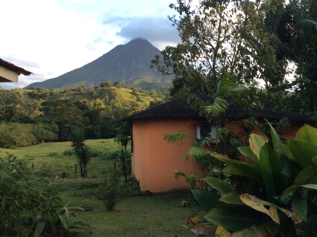 Cabinas Los Guayabos Hotel La Fortuna Eksteriør billede