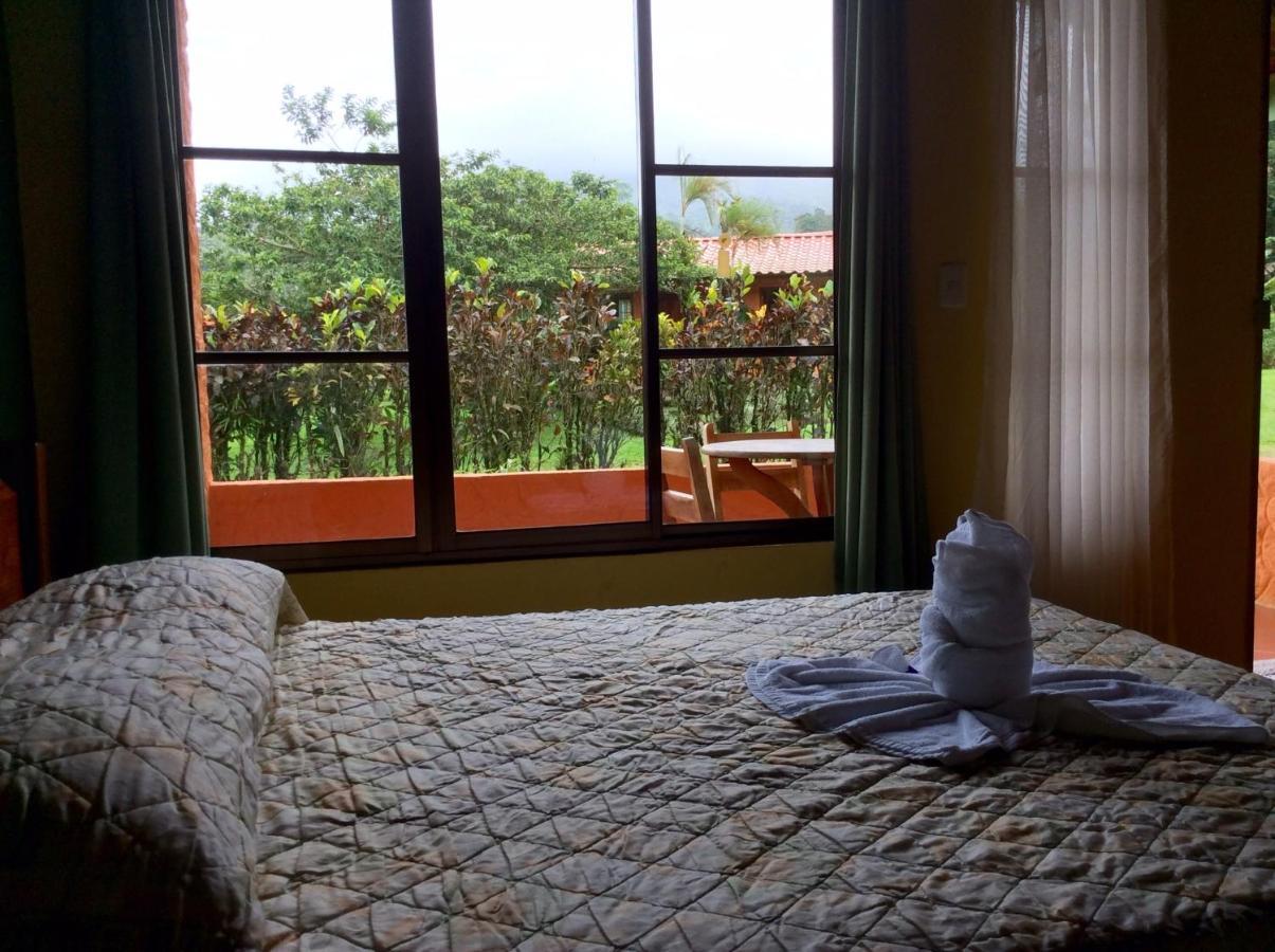 Cabinas Los Guayabos Hotel La Fortuna Eksteriør billede