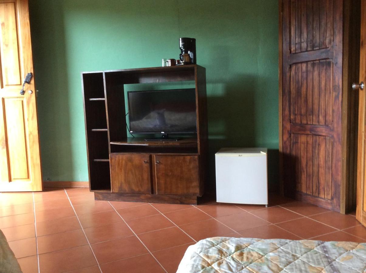 Cabinas Los Guayabos Hotel La Fortuna Eksteriør billede